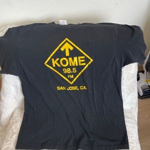 KOME 98.5 FM T-shirt